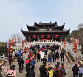 河源湖北旅游攻略(七月湖北旅游攻略)