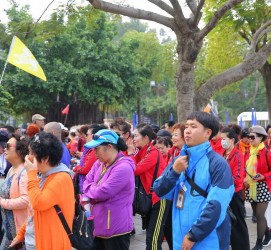 河源私人伴游是什么 杭州一女大学生出租自己做陪游 每天收费千元