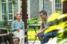 河源坦言带老伴游遍中国(我和老伴去旅游)