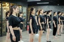 河源兼职模特进修班(学生怎么兼职模特)