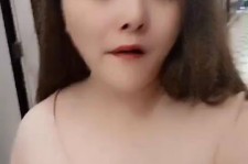 河源美院系花兼职死商务模特(美院系花兼职商务模特第2部一边看球一边玩)