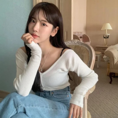 河源伴游女生邓丽丽的资料