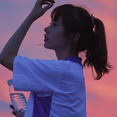 河源伴游女生谢娜美的资料