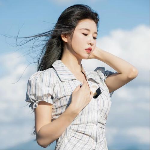河源伴游女生陈诇的资料