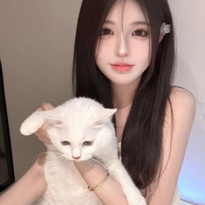河源伴游女生陈露晞的资料