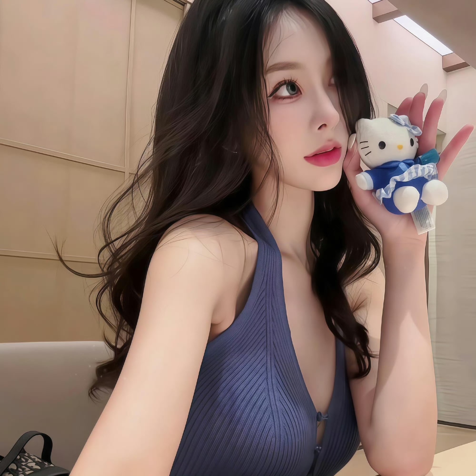 河源伴游女生鹿小婷的资料