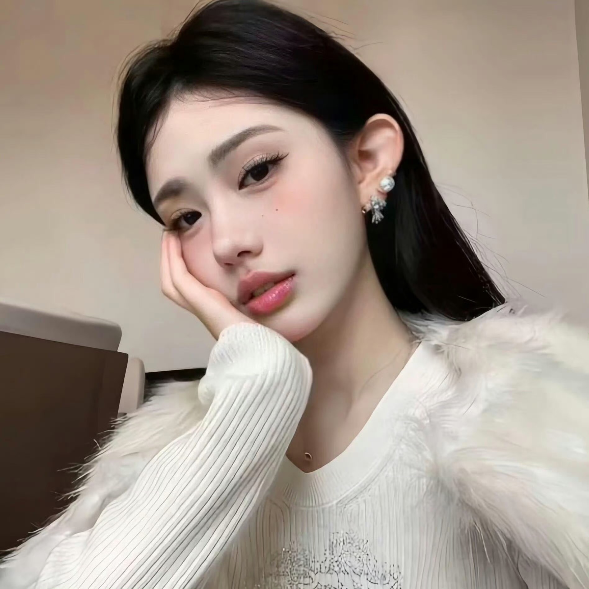 河源伴游女生沈梦蝶的资料