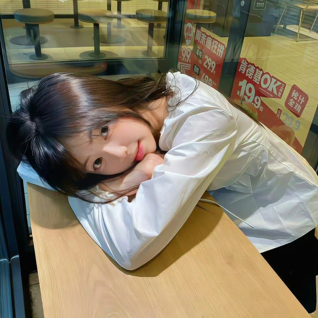 河源伴游女生沈雨晴的资料