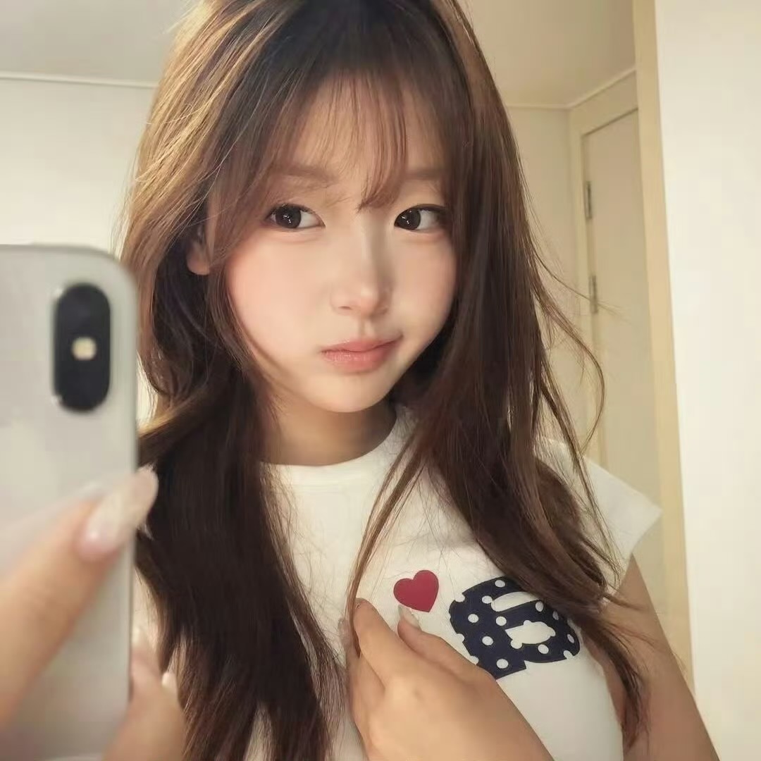 河源高端私人伴游女生 | Leona Mari的资料