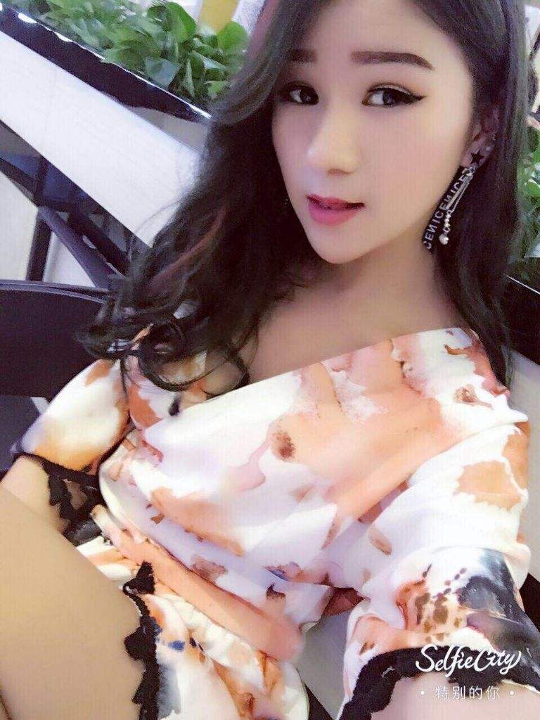 深圳明星伴游兼职(深圳私人伴游招聘包吃住)